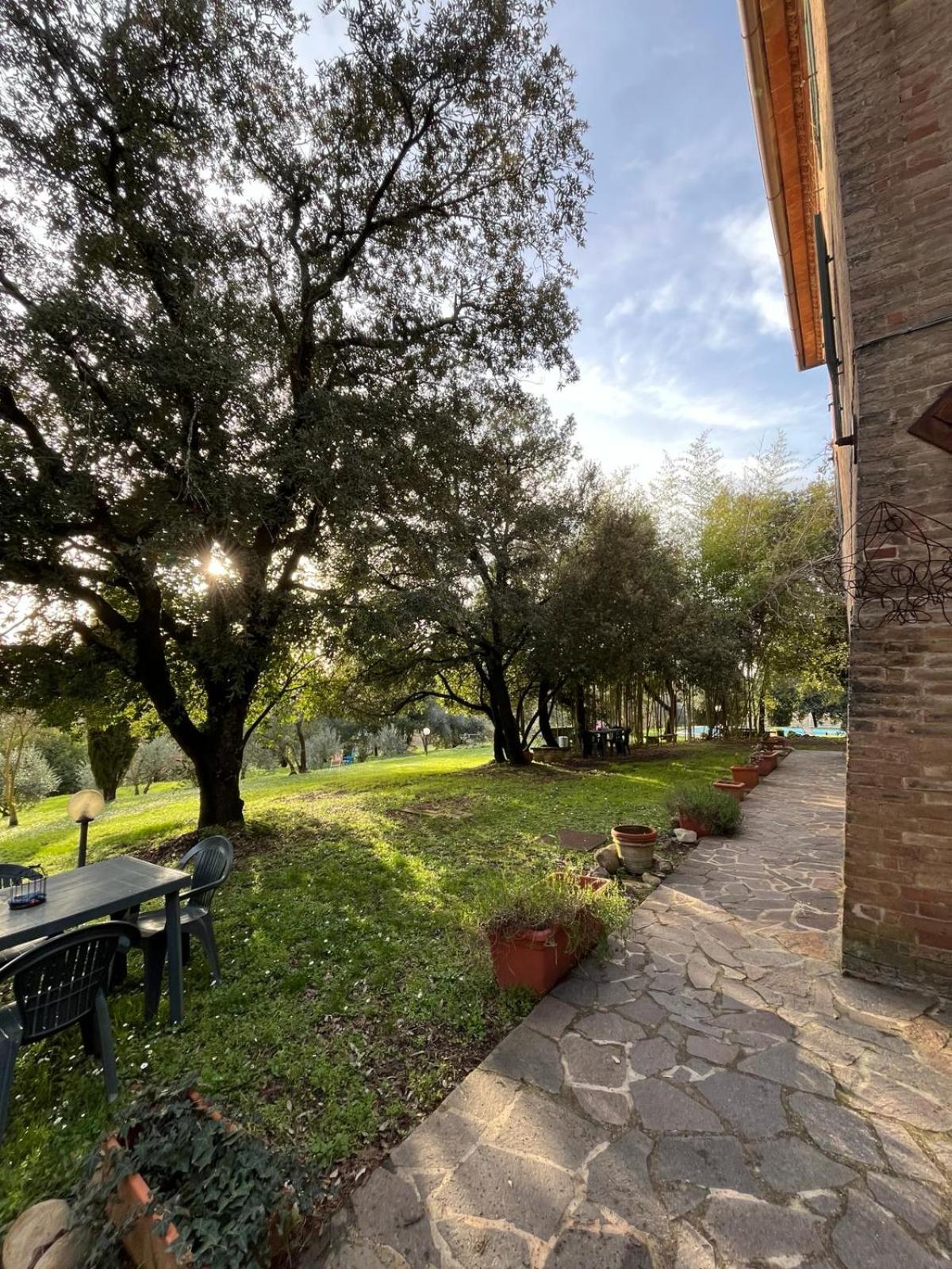 Agriturismo La Torre Di Monsindoli Siena Eksteriør bilde