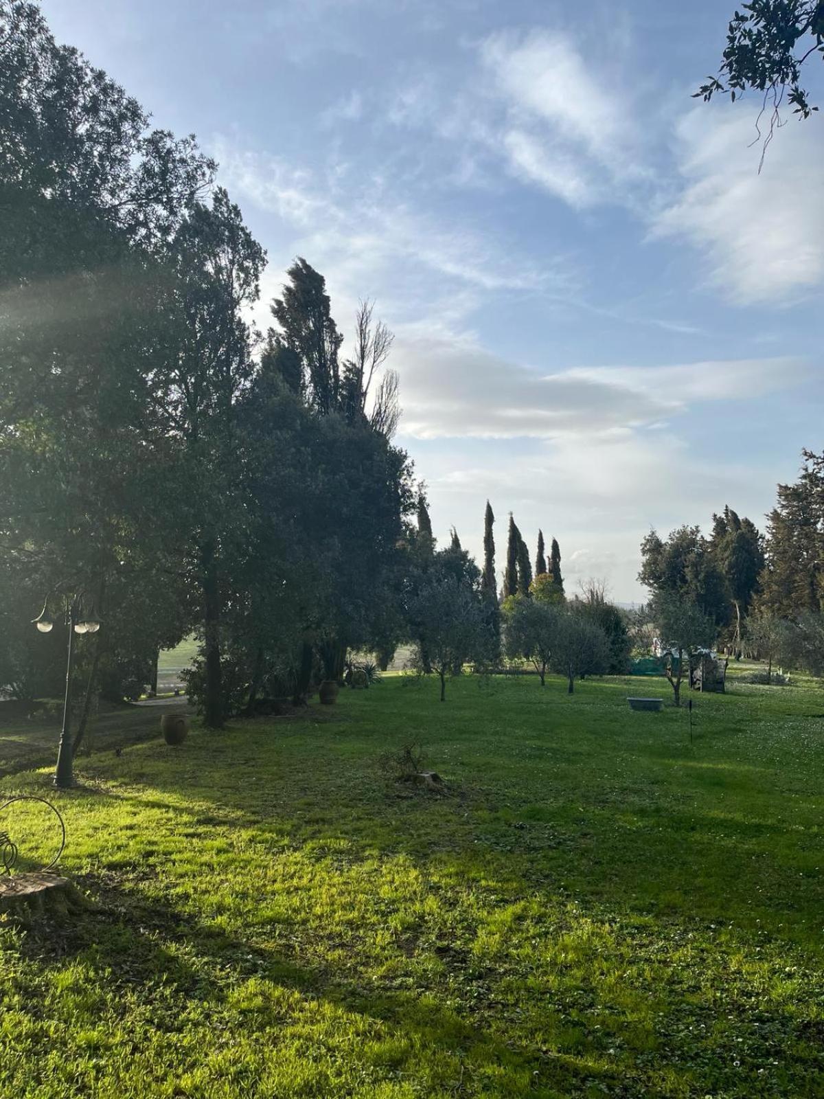 Agriturismo La Torre Di Monsindoli Siena Eksteriør bilde
