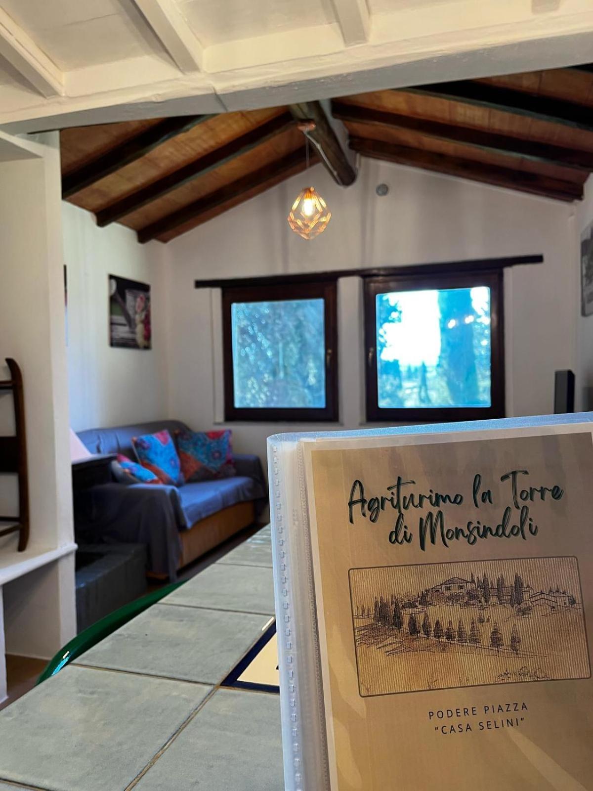 Agriturismo La Torre Di Monsindoli Siena Eksteriør bilde