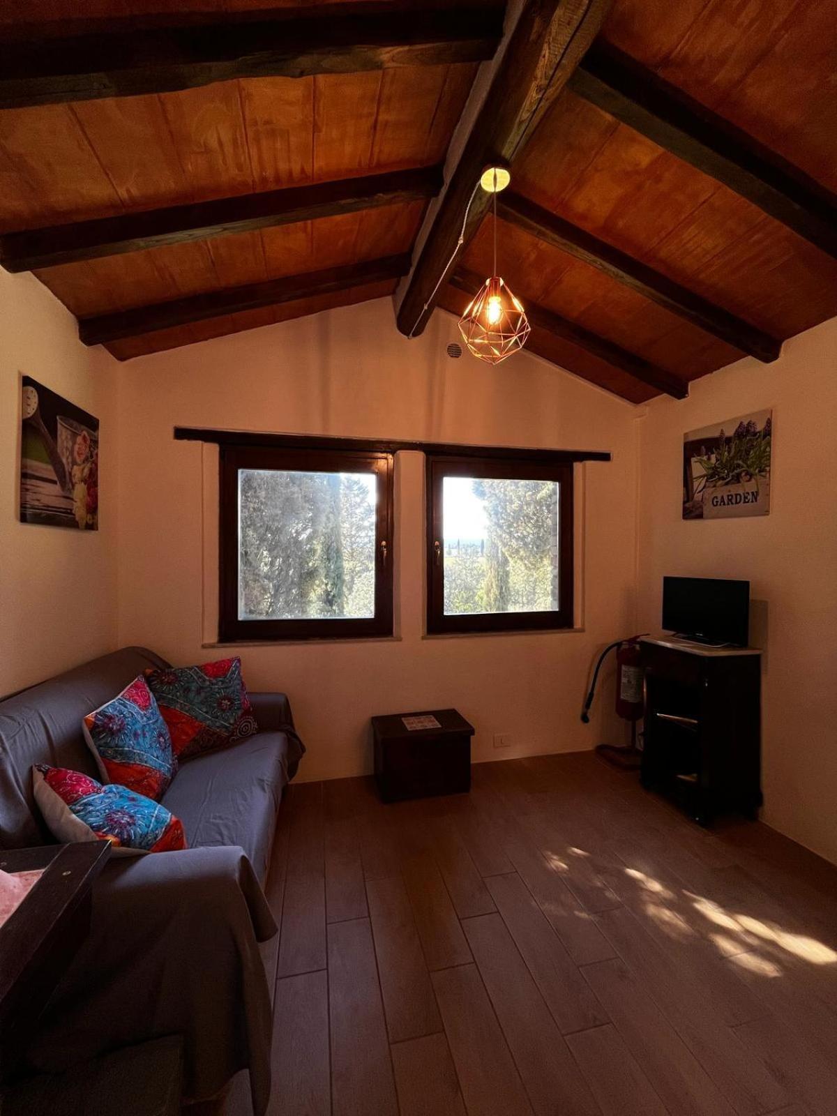 Agriturismo La Torre Di Monsindoli Siena Eksteriør bilde